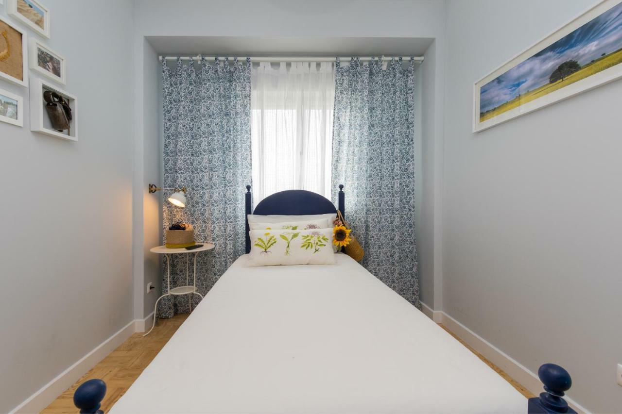 Lisbon Airport Hostel Εξωτερικό φωτογραφία